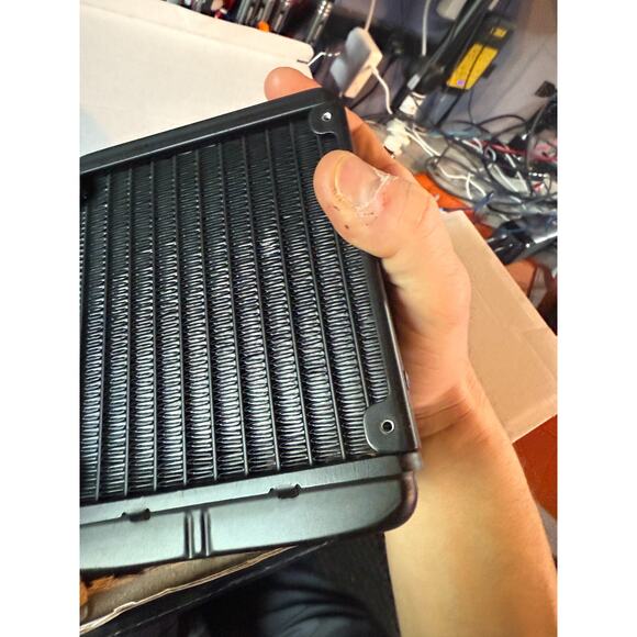 EVGA CLC 120mm Closed Loop CPU Liquid Cooler | Intel LGA Support | Open Box - Picture 5 of 5